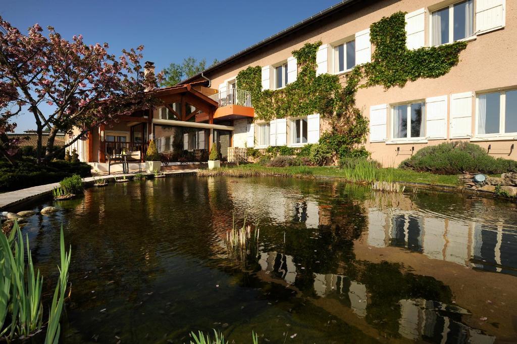 Logis Hotel Des Grands Vins Fleurie Kültér fotó