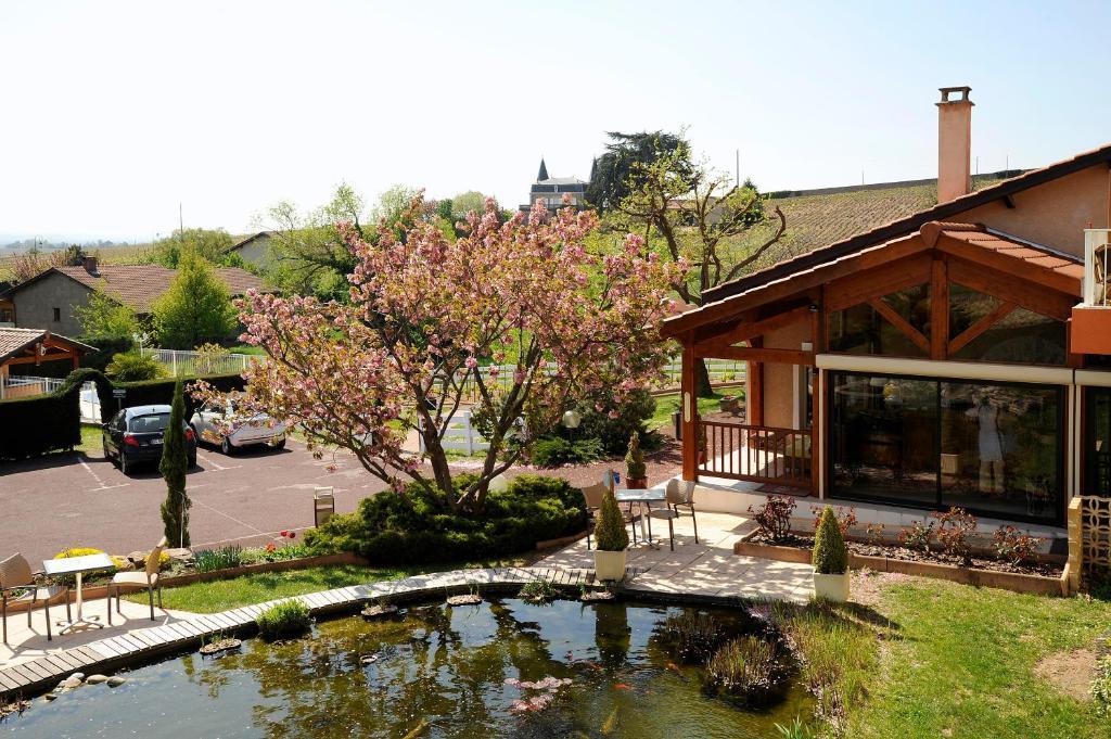 Logis Hotel Des Grands Vins Fleurie Kültér fotó