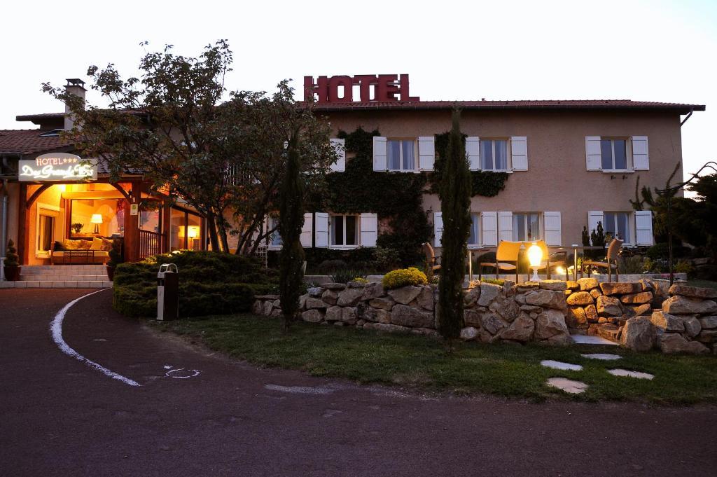 Logis Hotel Des Grands Vins Fleurie Kültér fotó